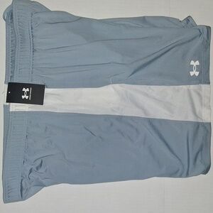 Under Armour Training Shorts Gray/White Size-XXL NWT